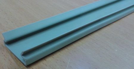Goulotte Couvercle PVC   40mm (L)